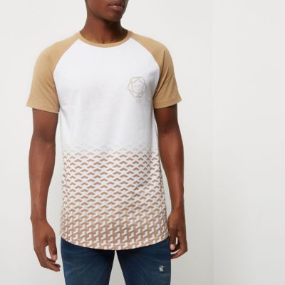 White raglan geometric fade print T-shirt
